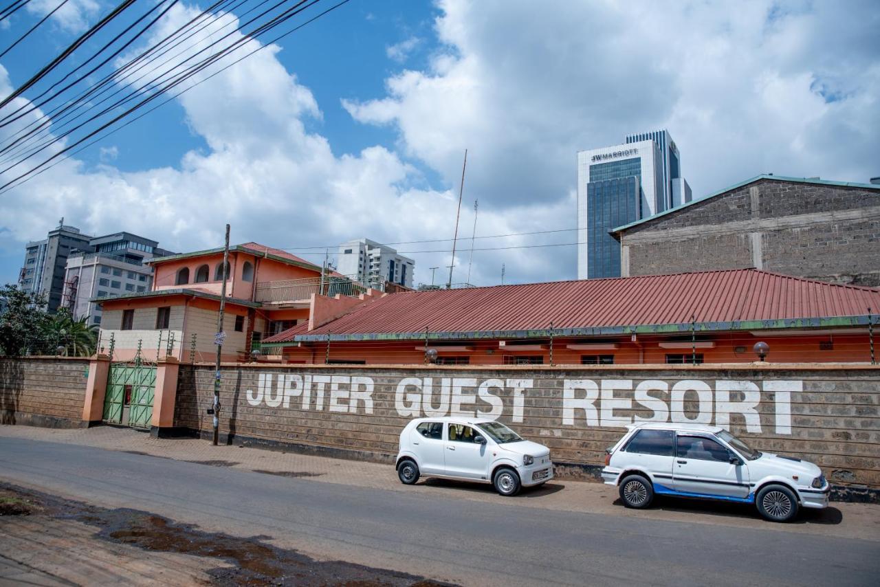 Jupiter Guest House - Parklands Найроби Экстерьер фото